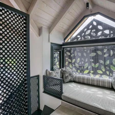 Earth Villa